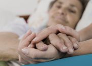Prece Espírita Pelos Enfermos - Senhor, Estende Tua luminosa mão sobre os que se encontram doentes...