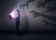 Você sente as vezes uma TRISTEZA SEM RAZÃO APARENTE, ATENÇÃO você pode estar sendo VÍTIMA de INFLUENCIAÇÕES ESPIRITUAIS SUTIS