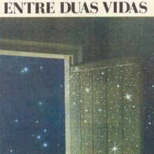Capa de Entre Duas Vidas
