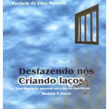 Capa de Desfazendo Nós, Criando Laços