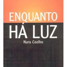 Capa de Enquanto Há Luz