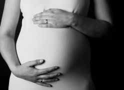 Mãe, deixa-me viver! - Psicografia de Scheilla - Um alerta para 850 mil mulheres que cometem aborto todos os anos no Brasil